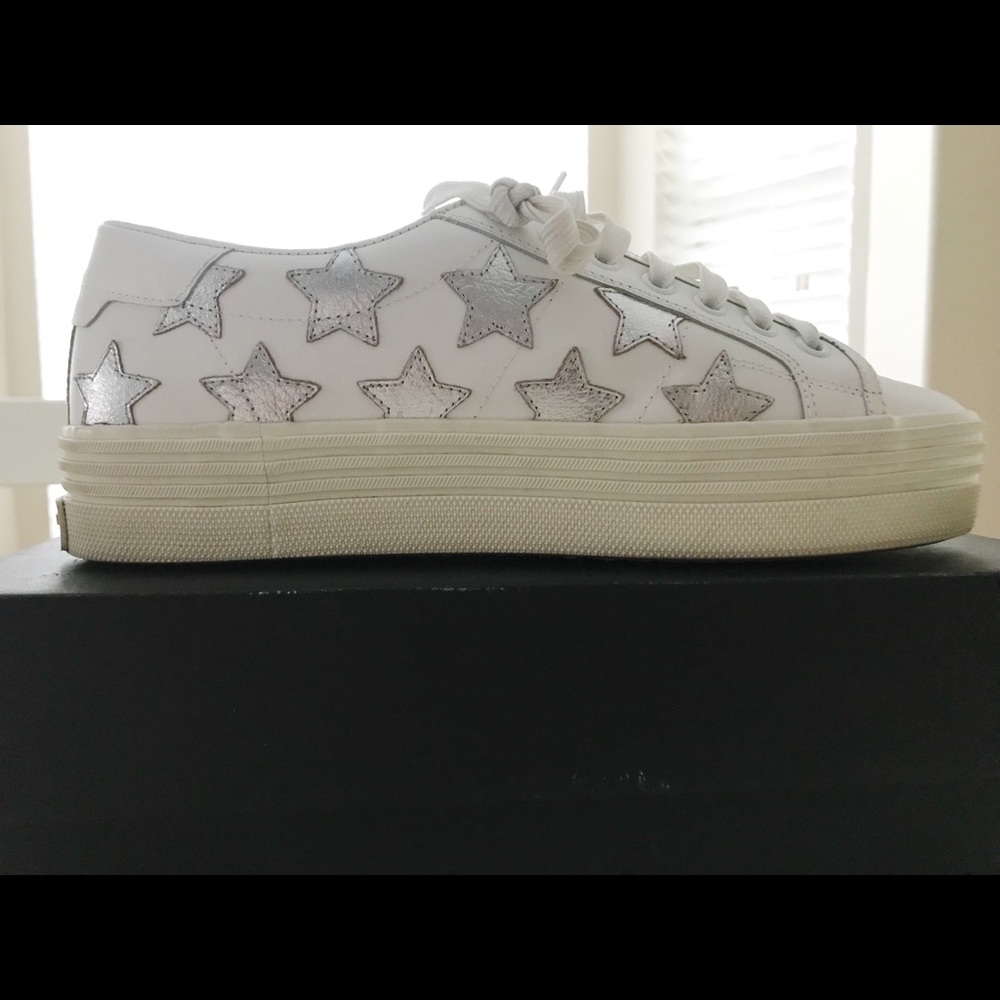 Saint Laurent Court Classic Star-Appliqué